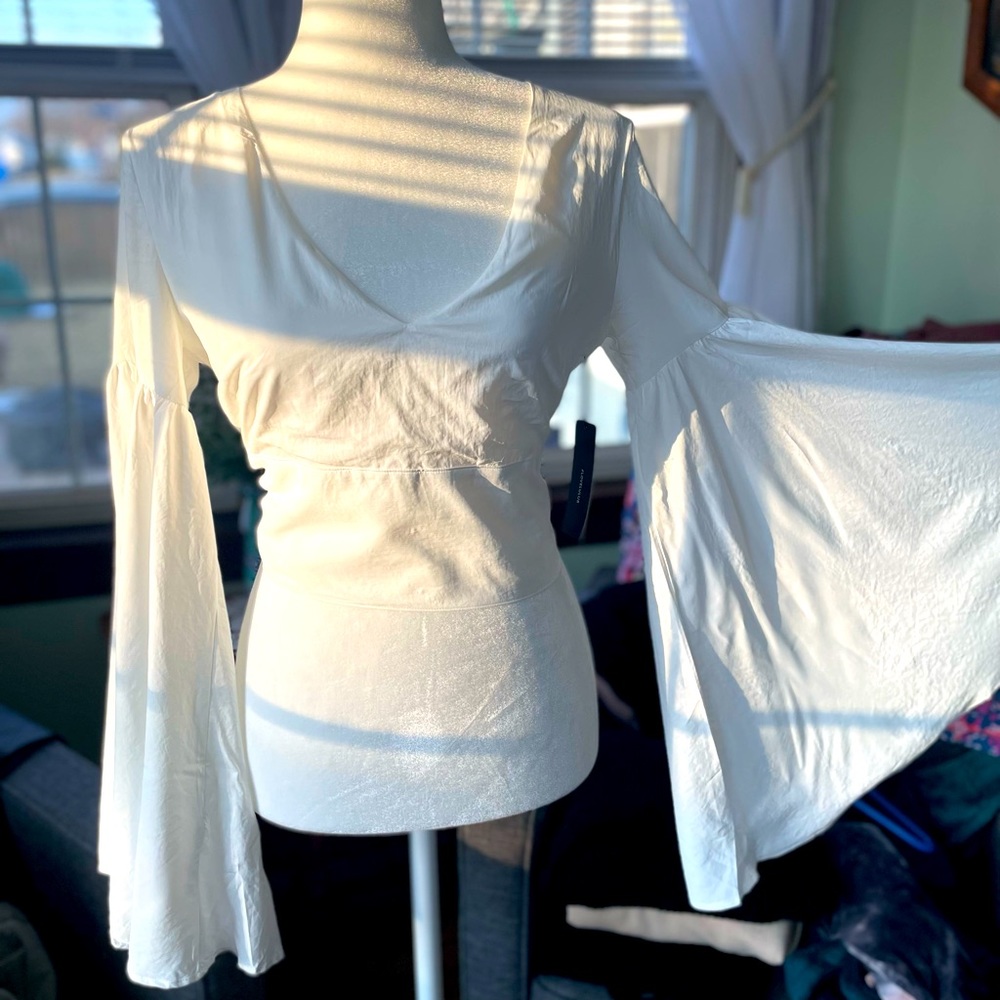 Lulu’s Lover's Light White Bell Sleeve Crop Top